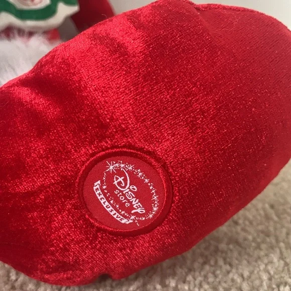 Disney Jumbo Exclusive Christmas MINNIE MOUSE Holiday 29โ Plush - Picture 8 of 13